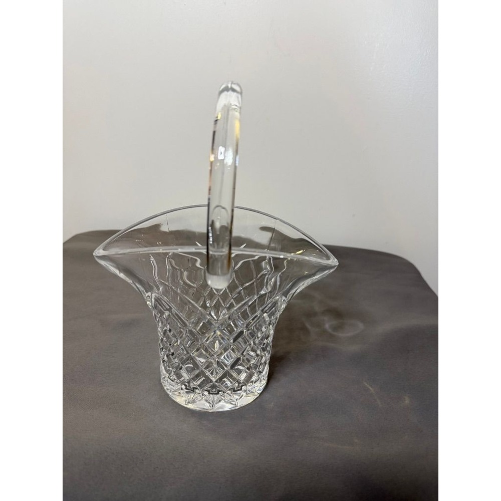 Vintage Crystal Basket Vase Cut Glass Diamond Pattern Handled Vase Elegant Decor
